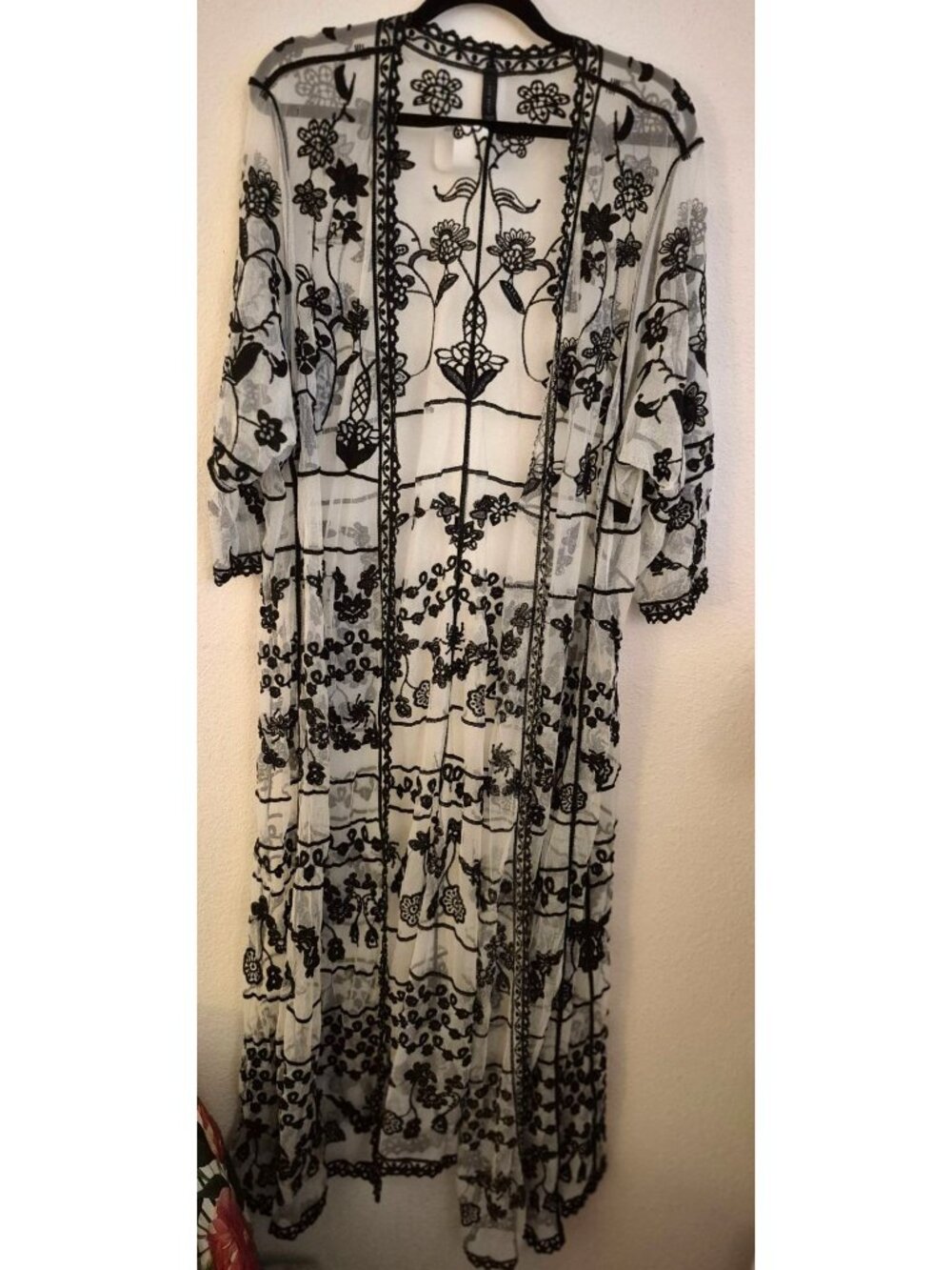 Lane Bryant White with Black Embroidered Long Duster Kimono Size 22/24 EUC